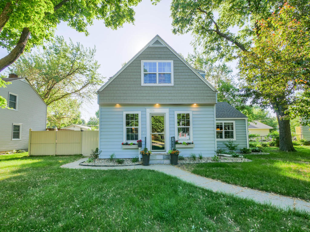 1106 Cedar Street, Alexandria, MN, 56308 MLS 1025079 Edina Realty