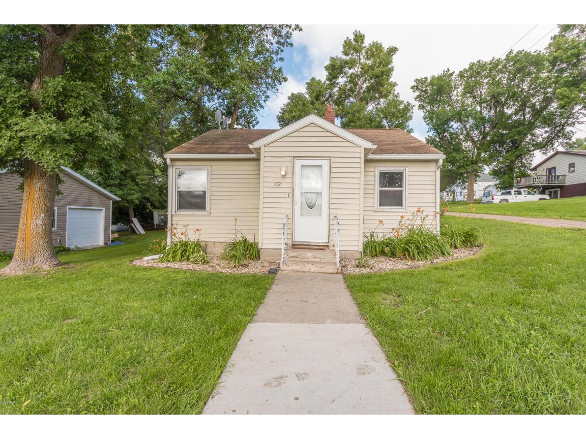 112 2nd Street, Evansville, MN 56326 MLS 1025474 Edina Realty