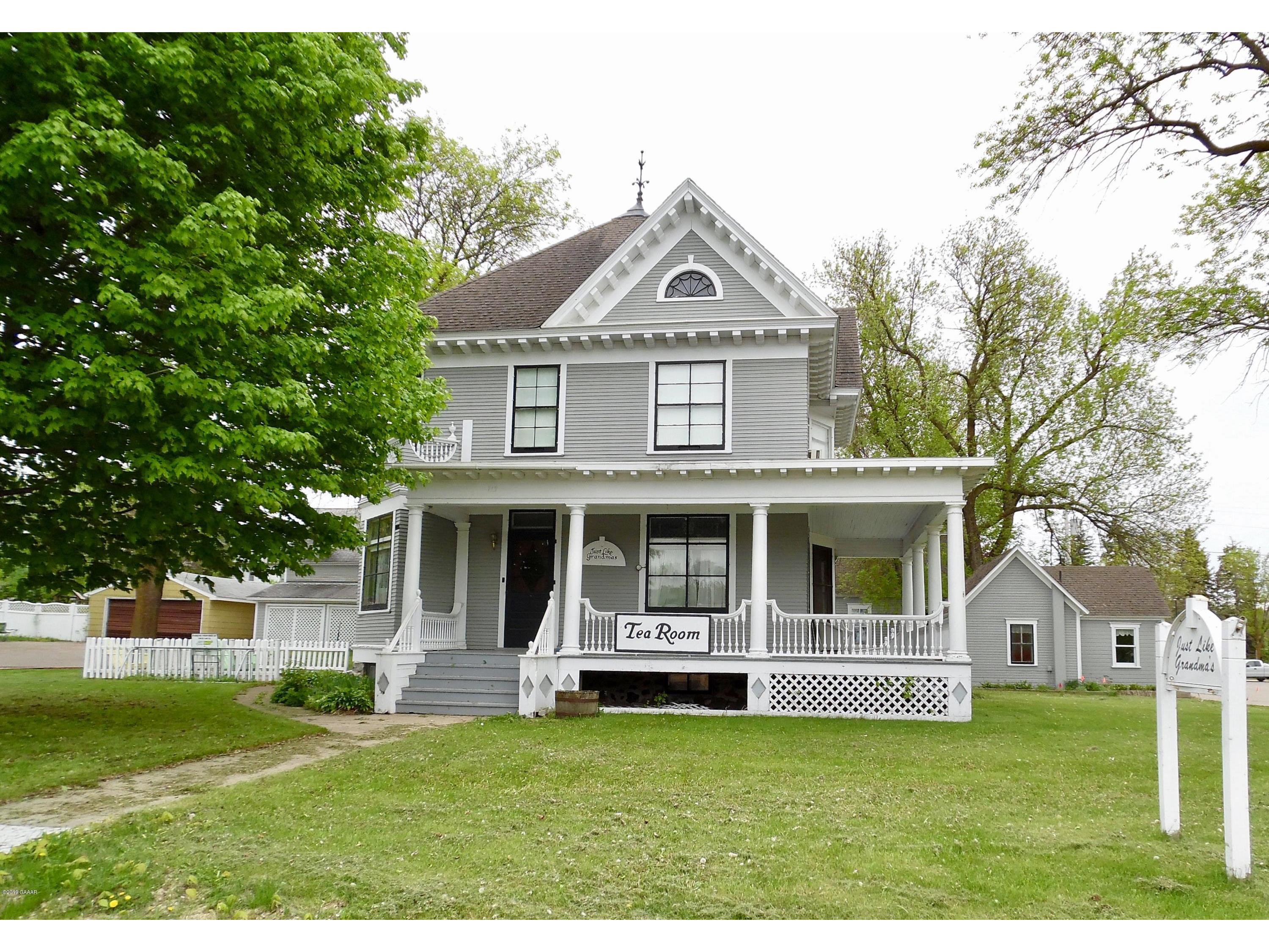 113 W Main Street, Osakis, MN, 56360 MLS 1026397 Edina Realty