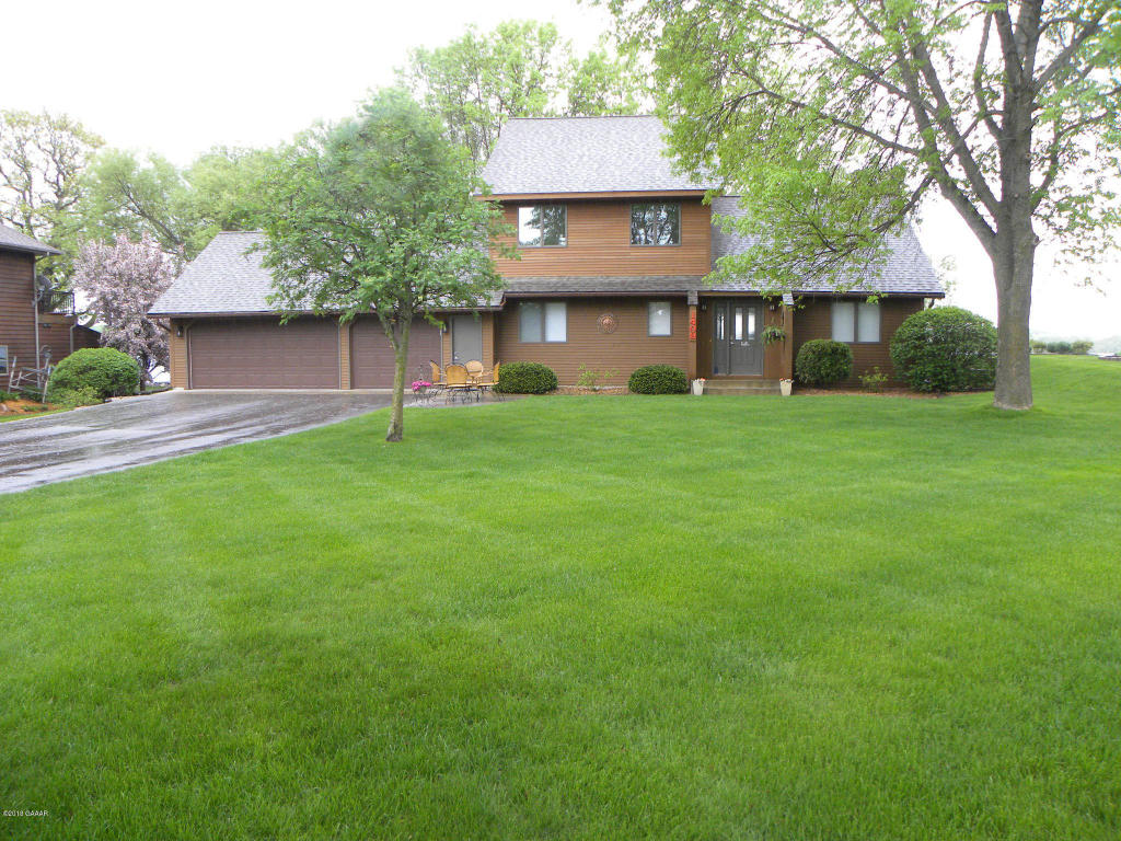 1409 W Latoka Drive SW, Alexandria, MN, 56308 MLS 1024447 Edina Realty