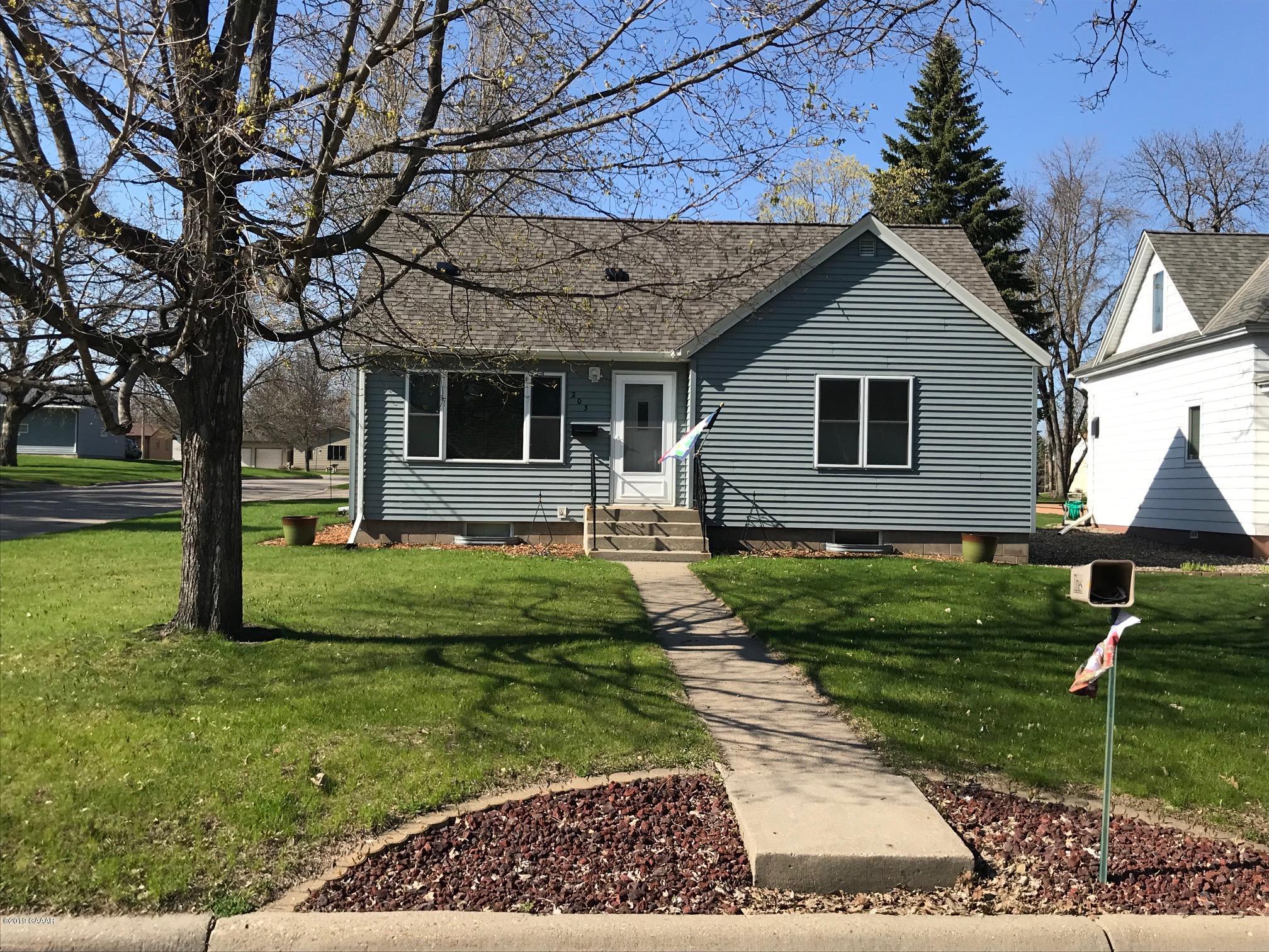 203 4th Street NE, Melrose, MN, 56352 MLS 1027146 Edina Realty