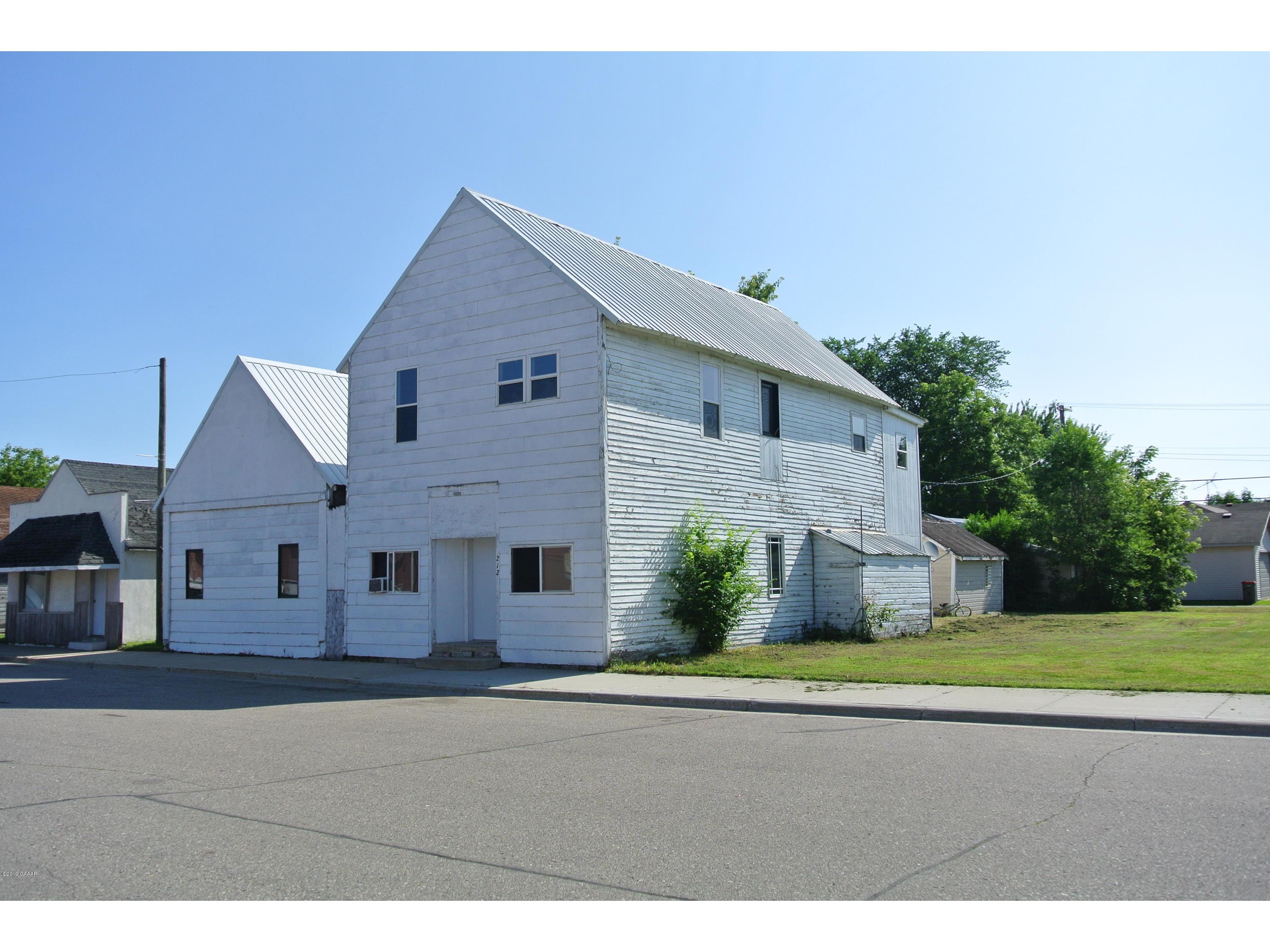 212 Main Avenue, Carlos, MN 56319 MLS 1027792 Edina Realty