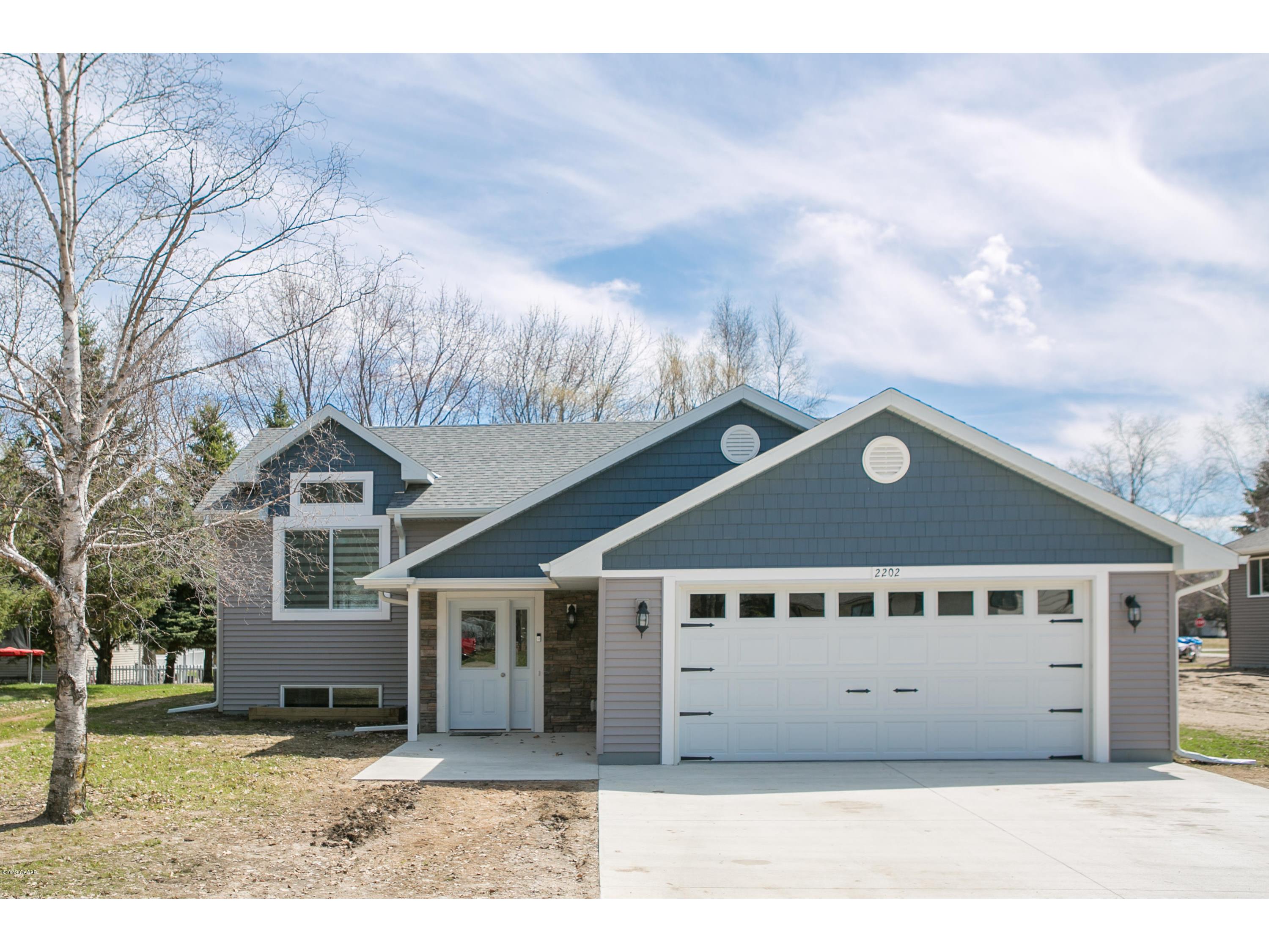 2202 Woodland Park Drive NE, Alexandria, MN 56308 MLS 1027005