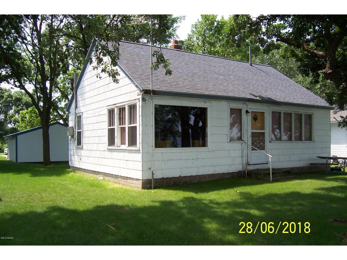 28296 South Shore Drive, Starbuck, MN 56381 MLS 1025332 Edina Realty