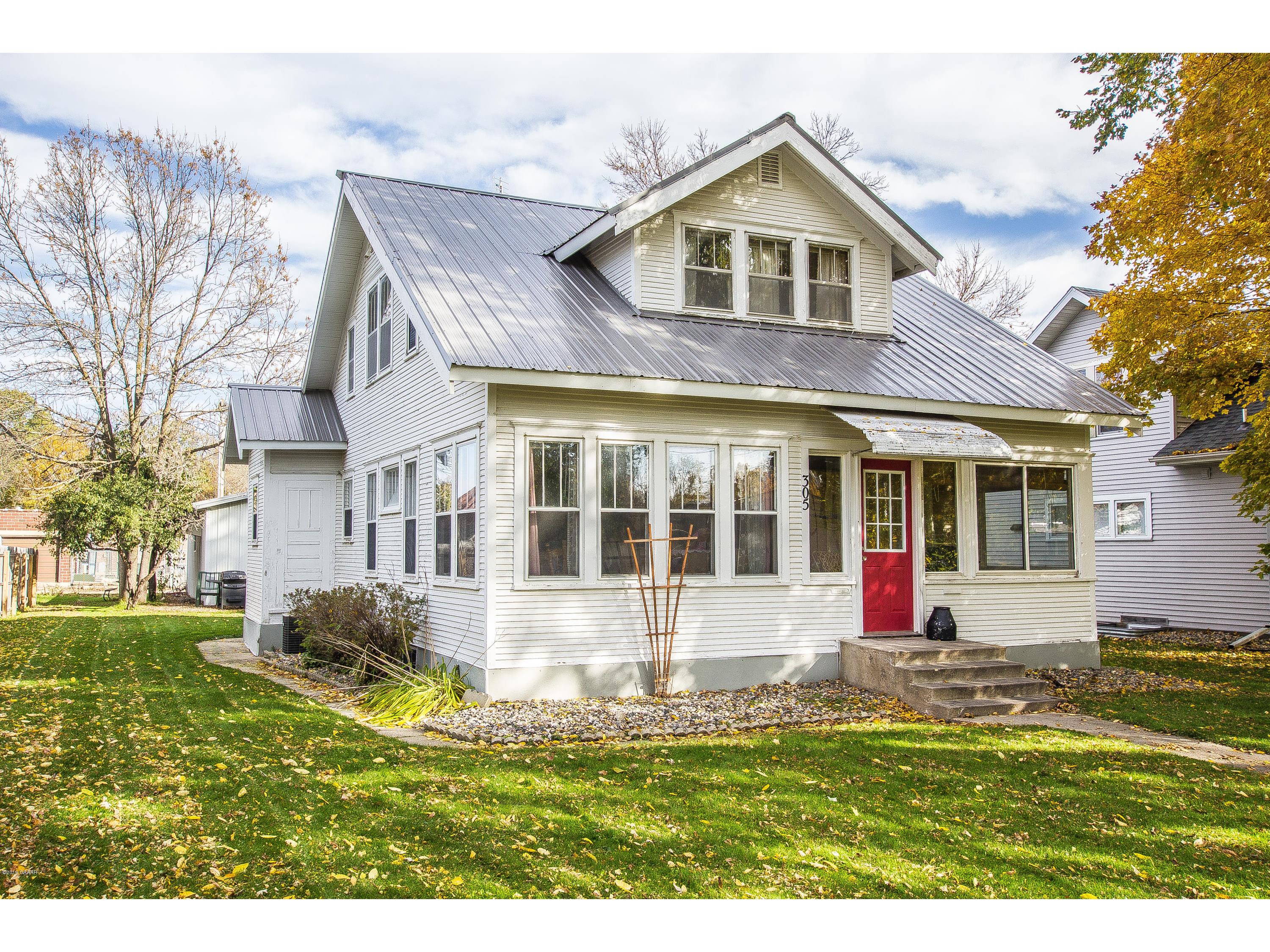 305 7th Avenue E, Alexandria, MN, 56308 MLS 1028398 Edina Realty