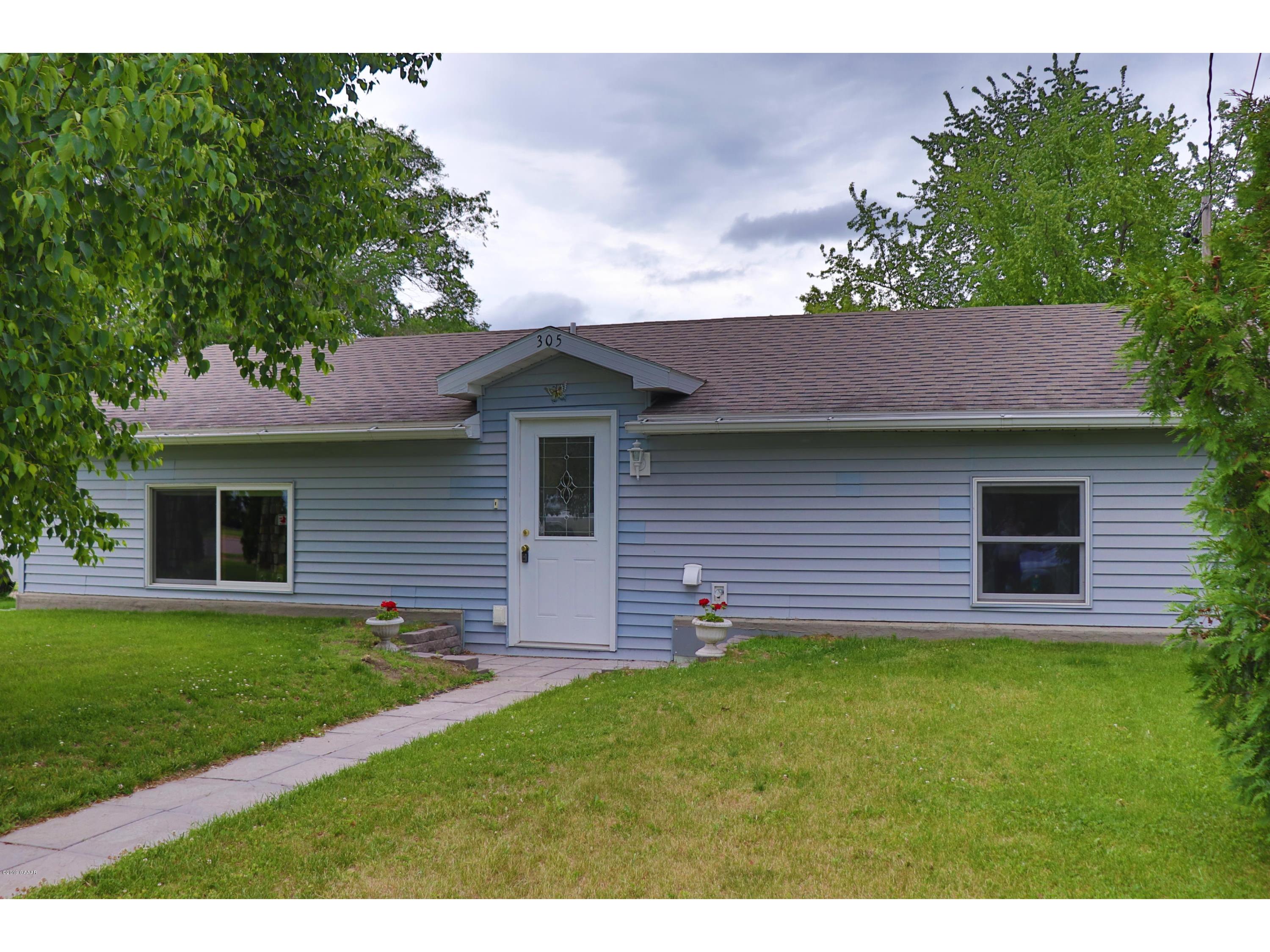 305 Wollan Street, Starbuck, MN 56381 MLS 1027486 Edina Realty