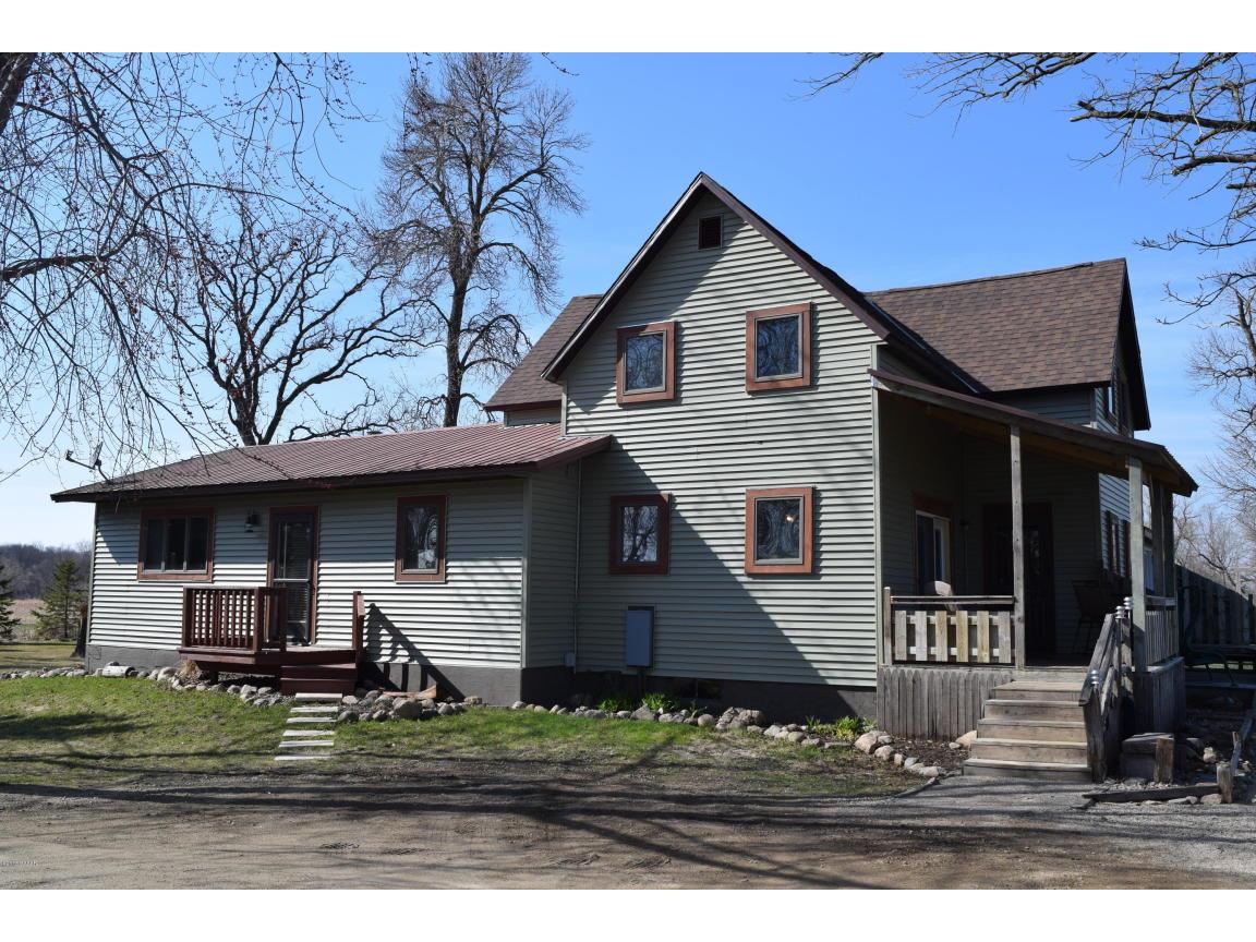 481 County Rd 10 NE, Osakis, MN 56360 MLS 1024762 Edina Realty