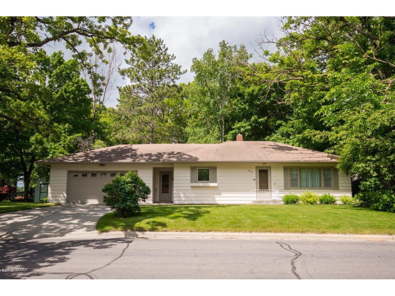 708 3rd Avenue SE, Long Prairie, MN, 56347 MLS 1027508 Edina Realty