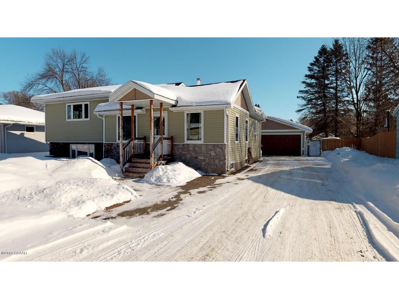 715 Cardinal Lane, Alexandria, MN, 56308 MLS 1026555 Edina Realty