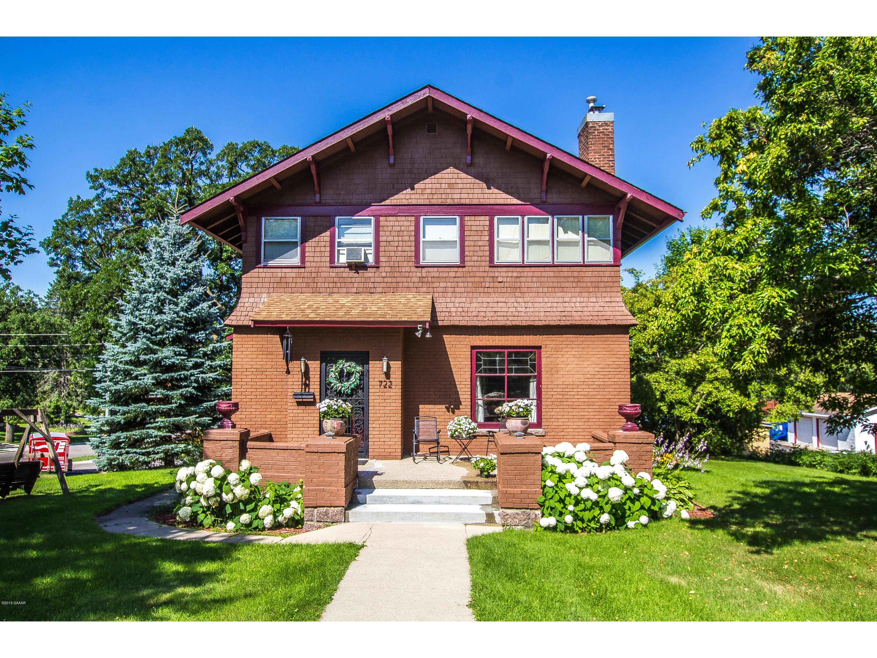 722 Cedar Street, Alexandria, MN, 56308 MLS 1026278 Edina Realty