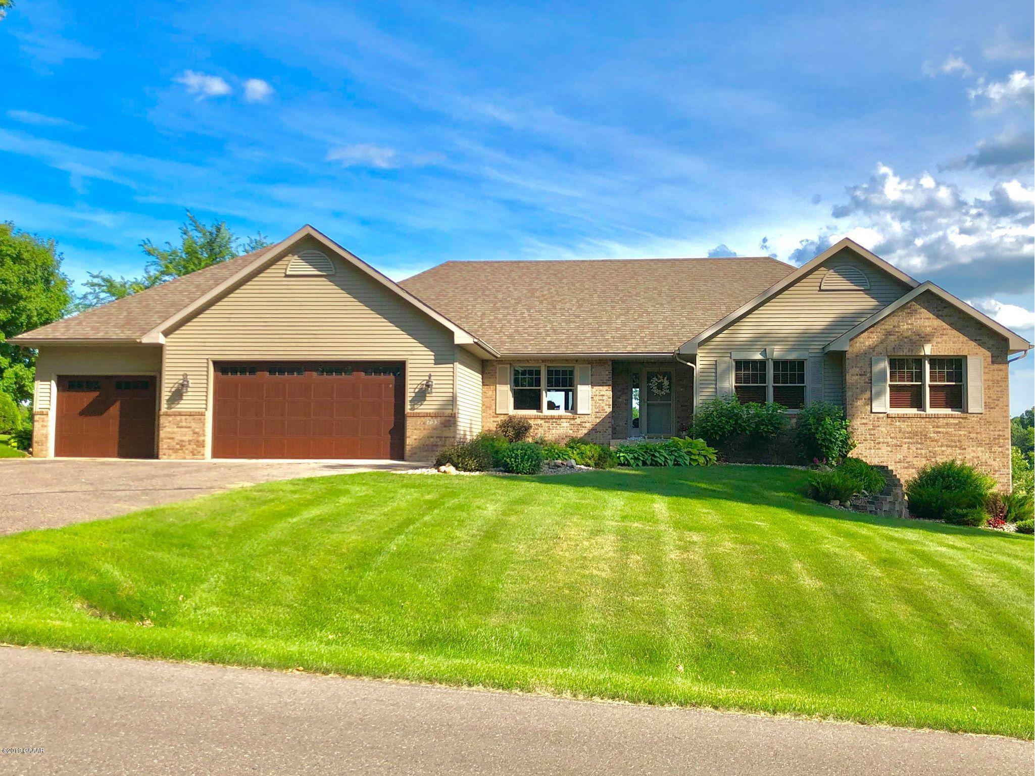 733 Geneva Golf Club Drive, Alexandria, MN, 56308 MLS 1027734 Edina Realty