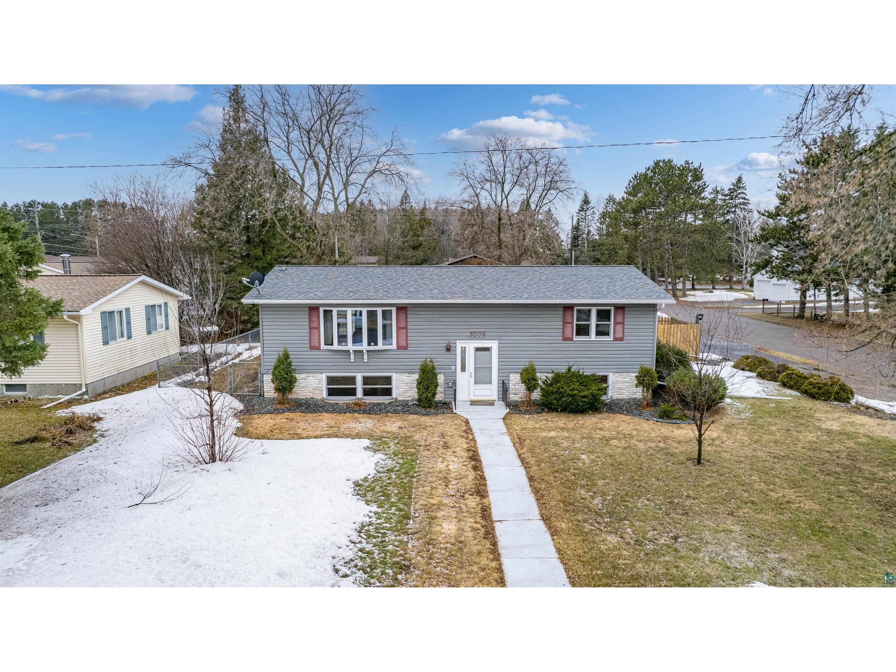 1009 15th St, Cloquet, MN, 55720 MLS 6102163 Edina Realty