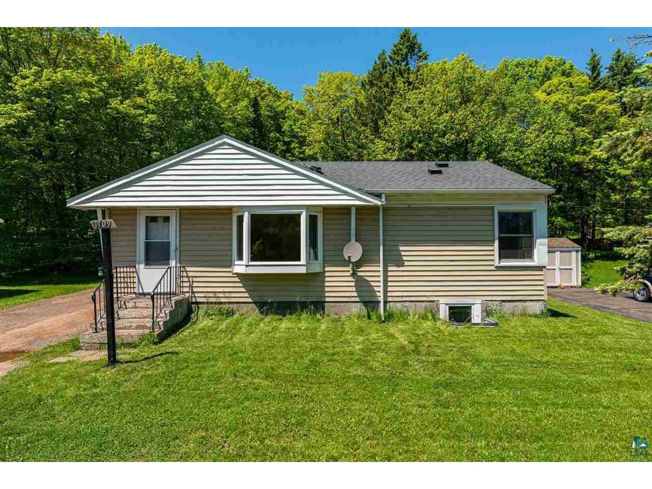 1109 W Arrowhead Rd, Duluth, MN 55811 MLS 6097320 Edina Realty