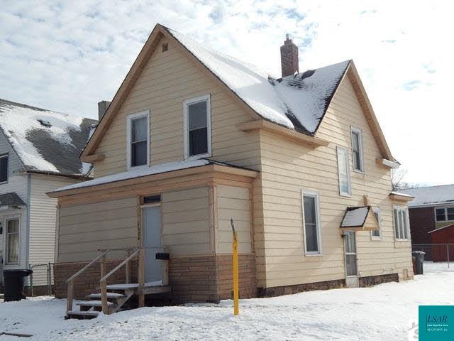 1424 N 11th St Superior WI 54880 6056555 image1