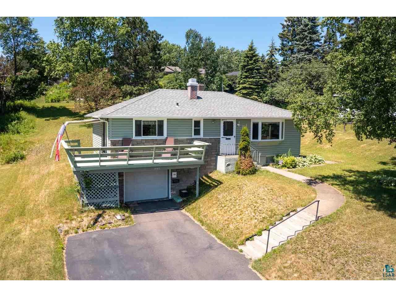 1445 Fern Ave, Duluth, MN 55805 MLS 6097890 Edina Realty