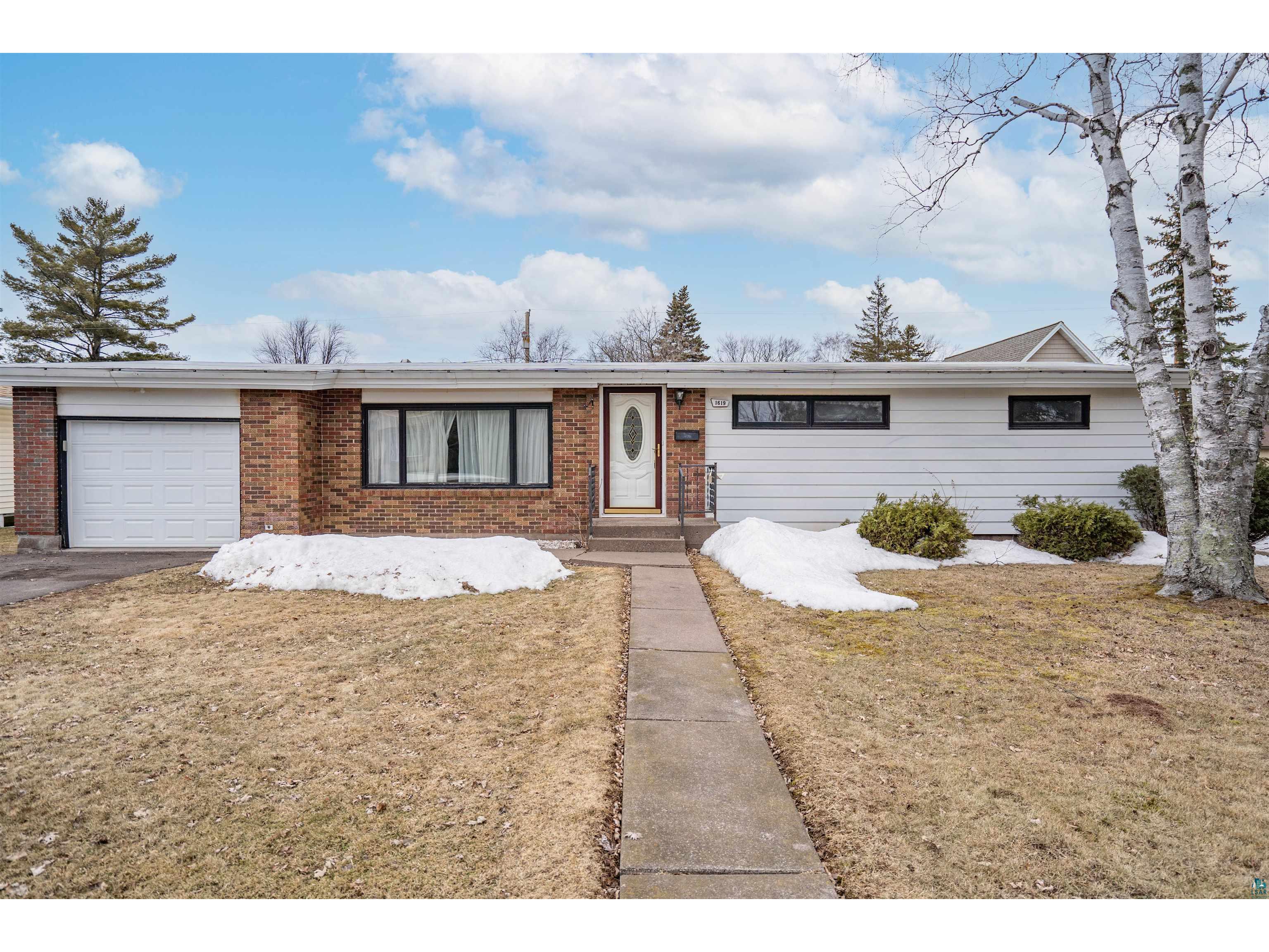 1619 E 7th St, Superior, WI 54880 MLS 6101934 Edina Realty