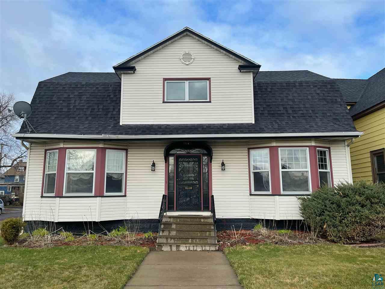 1627 Hammond Ave, Superior, WI, 54880 MLS 6095293 Edina Realty