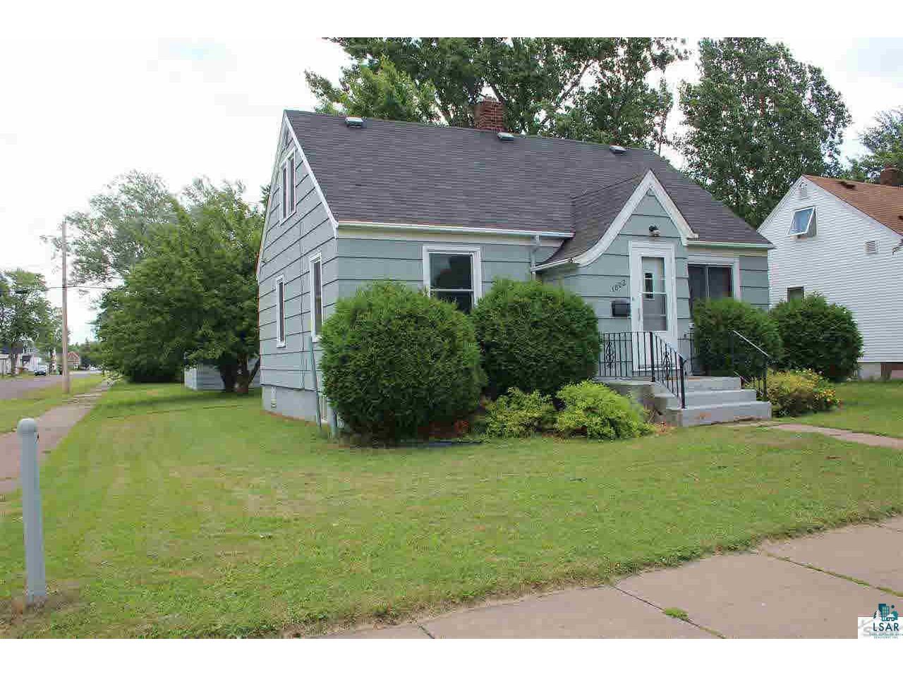 1802 Oakes Ave Superior WI 54880 6056494 image1