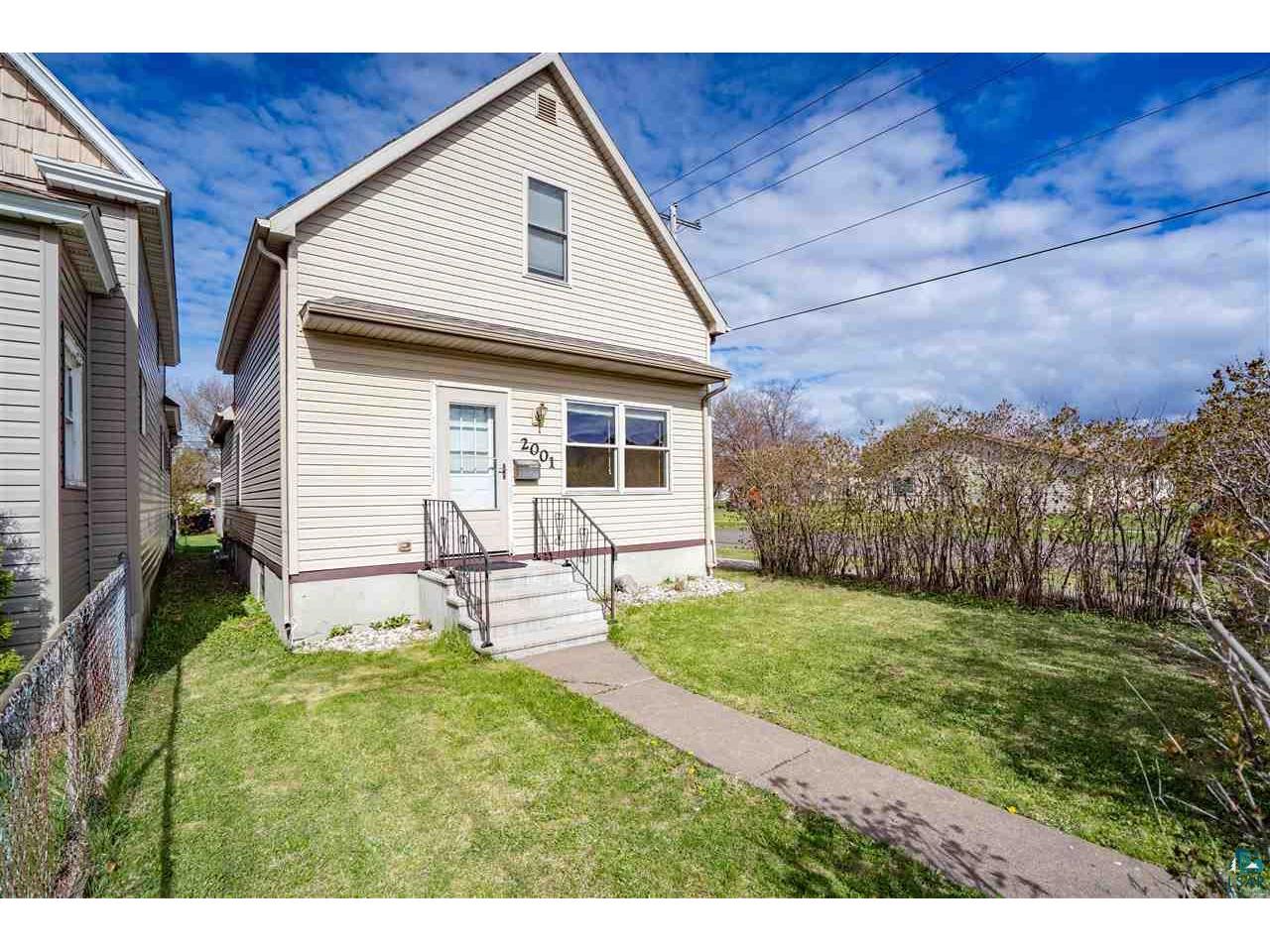 2001 Wyoming Ave, Superior, WI 54880 MLS 6096646 Edina Realty