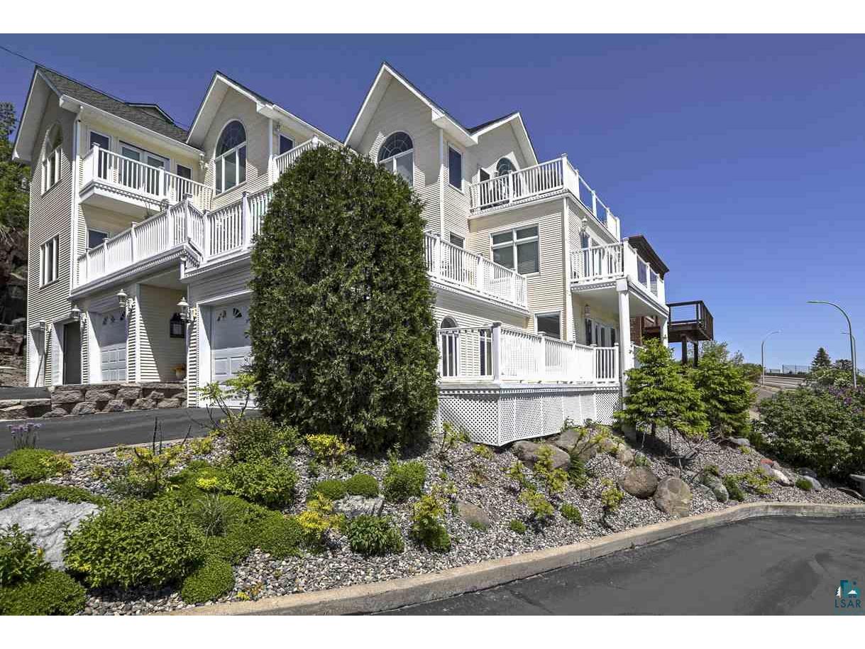 221 W 5th St, Duluth, MN 55806 MLS 6090442 Edina Realty