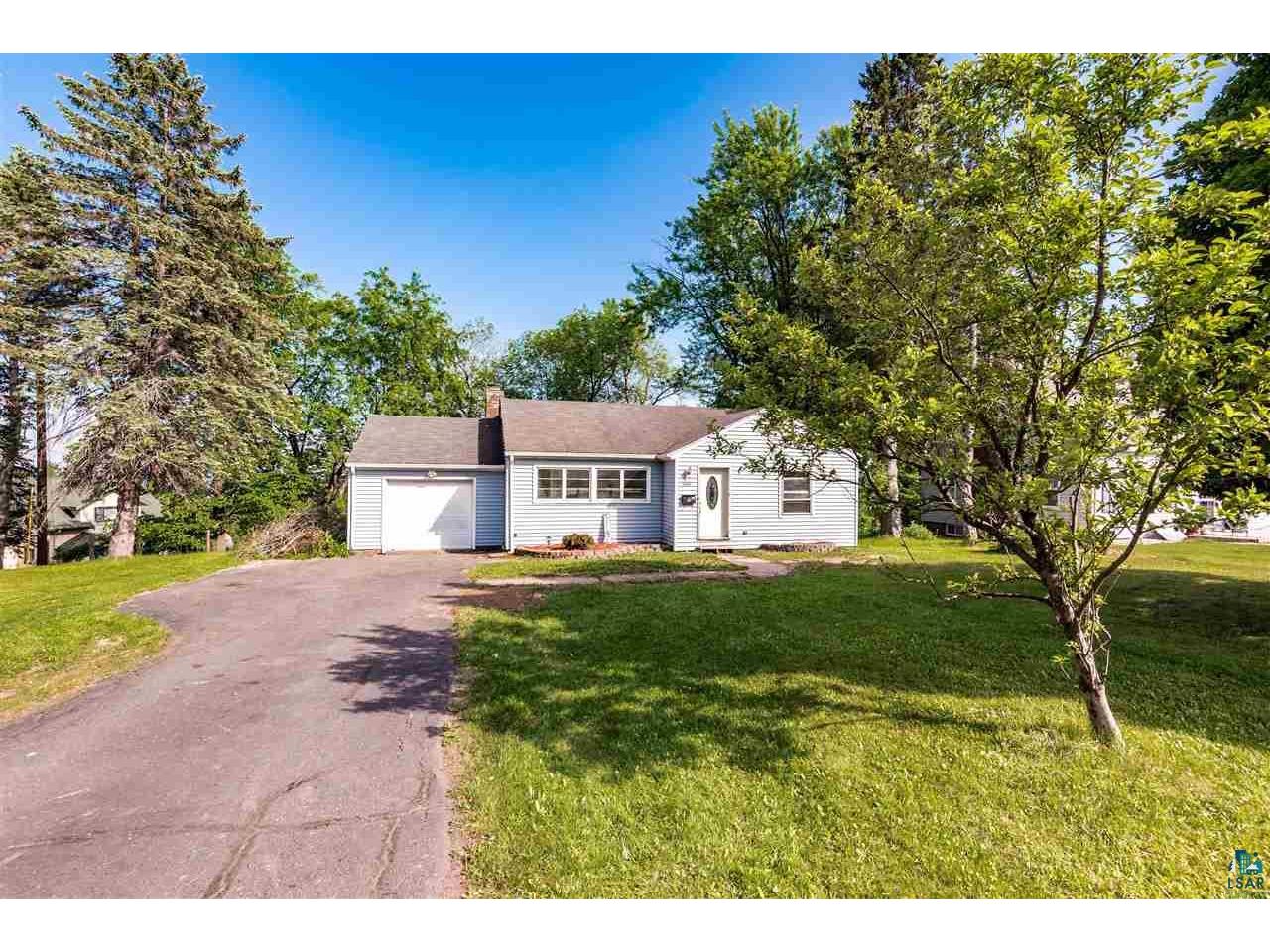 2432 W Skyline Pkwy, Duluth, MN, 55806 MLS 6097500 Edina Realty