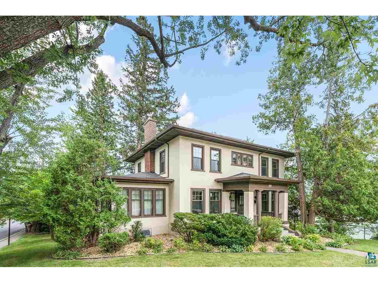 2532 E 4th St Duluth Mn 55812 Mls 6092386 Edina Realty