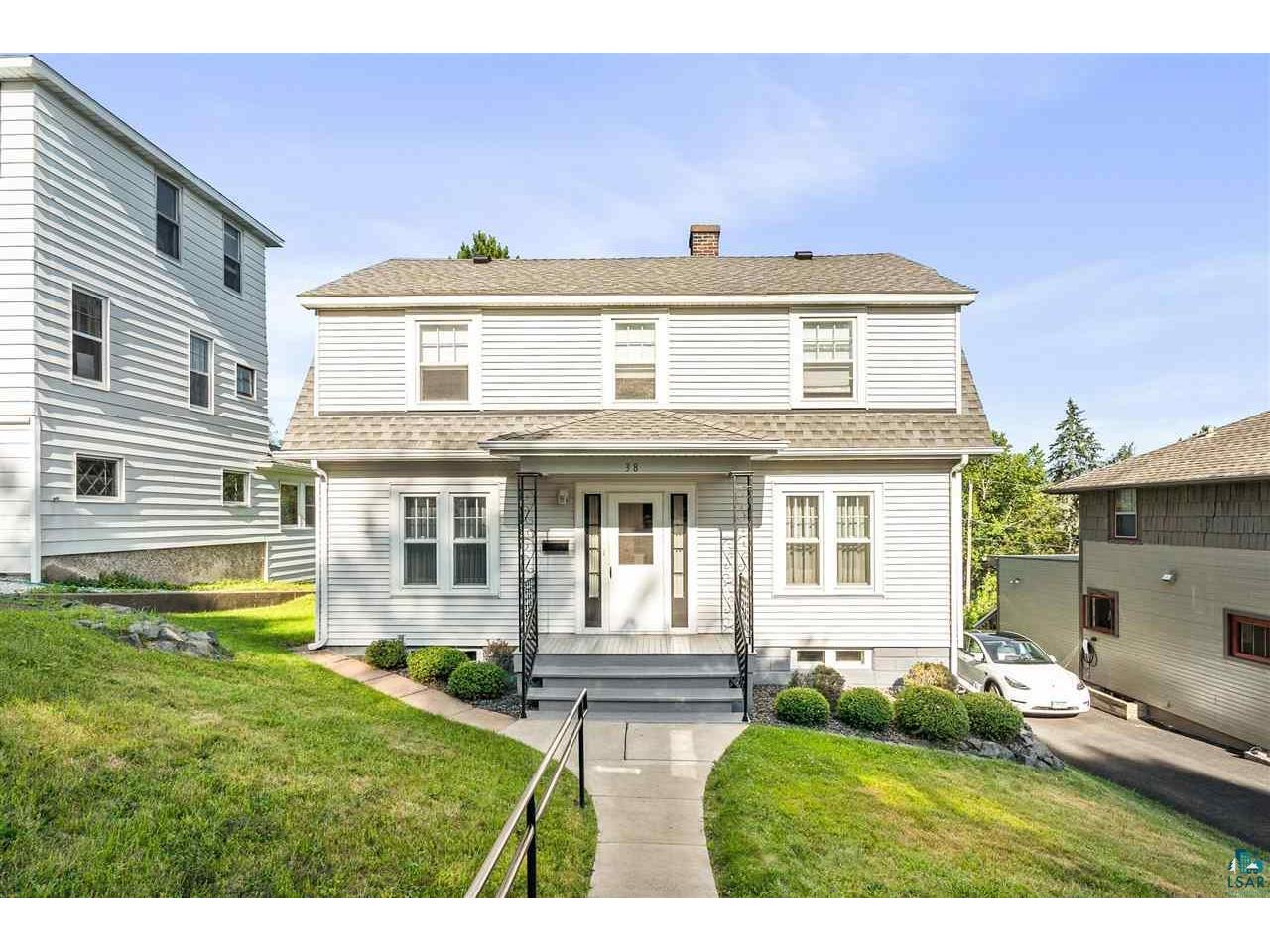 38 Minneapolis Ave, Duluth, MN 55802 MLS 6098844 Edina Realty