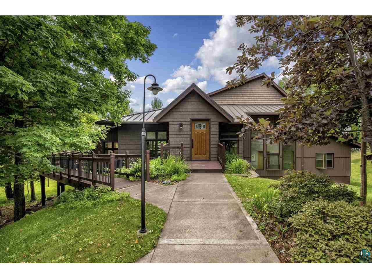 5223 Pine Shore Dr Duluth Mn 55803 Mls 6082031 Edina Realty