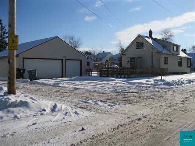 823 N 21st St Superior WI 54880 6049571 image1
