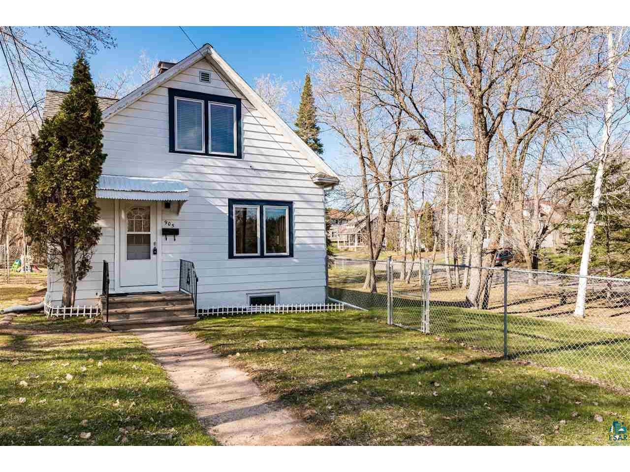 905 Carlton Ave W, Cloquet, MN 55720 MLS 6096352 Edina Realty