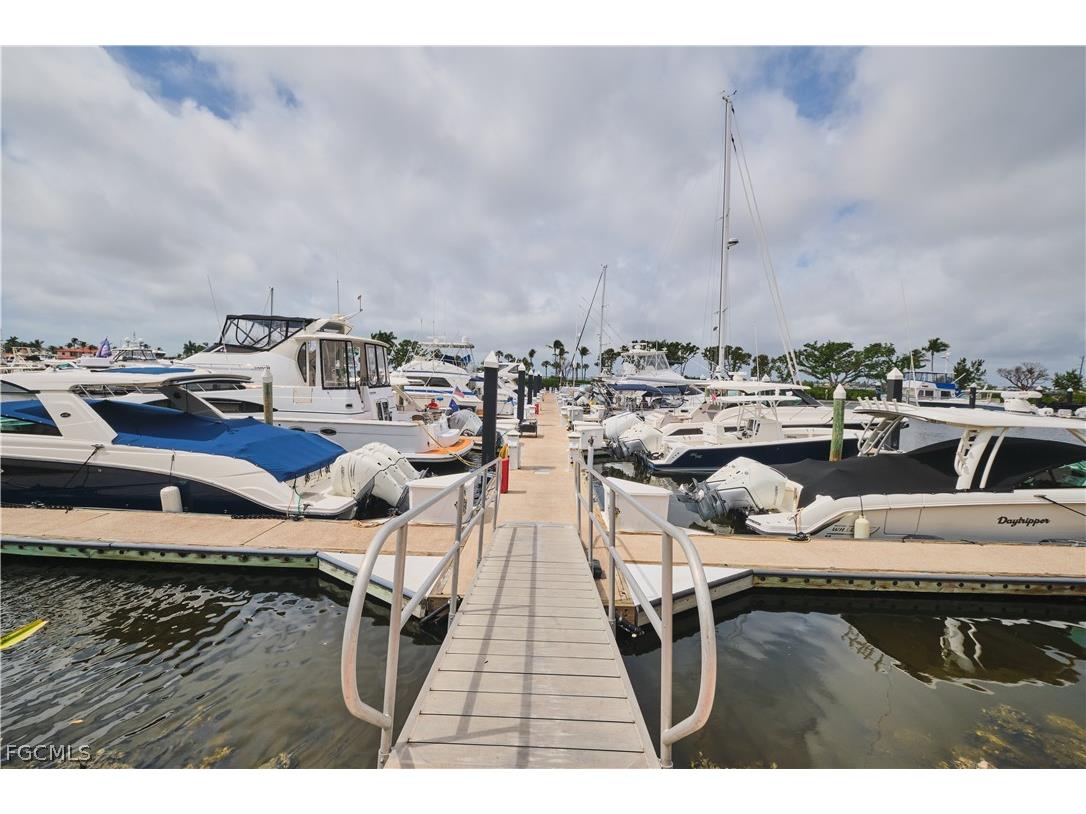 100' Boat Slip F 13 & 14 Gulf Harbour Fort Myers FL 33908 2026012161 image6