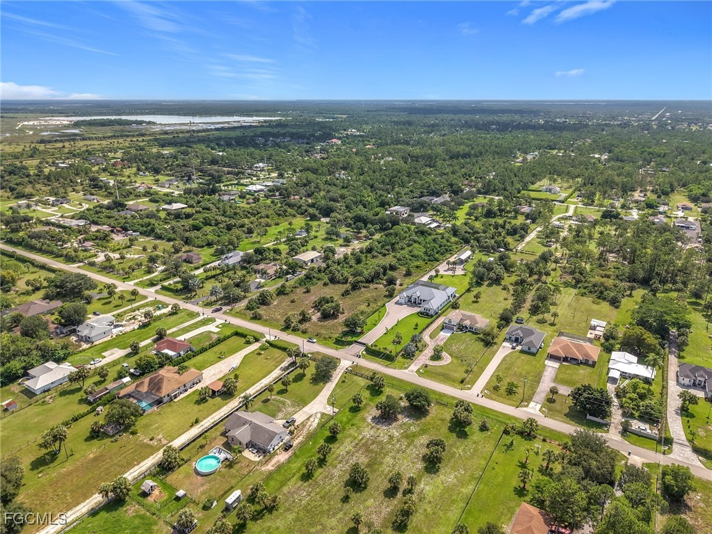 10th Street NE Naples FL 34120 2025011857 image30