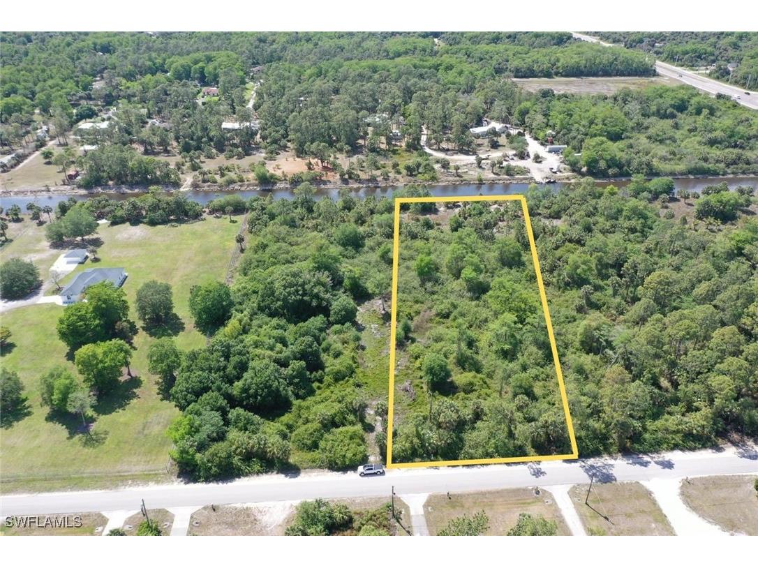 10th Street SE Naples FL 34117 225028371 image2