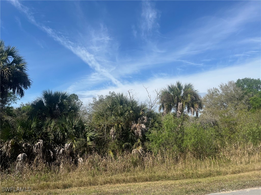 18th Street NE Naples FL 34120 226002236 image2