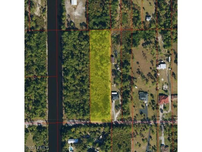 20th Avenue NE Naples FL 34120 225075290 image1