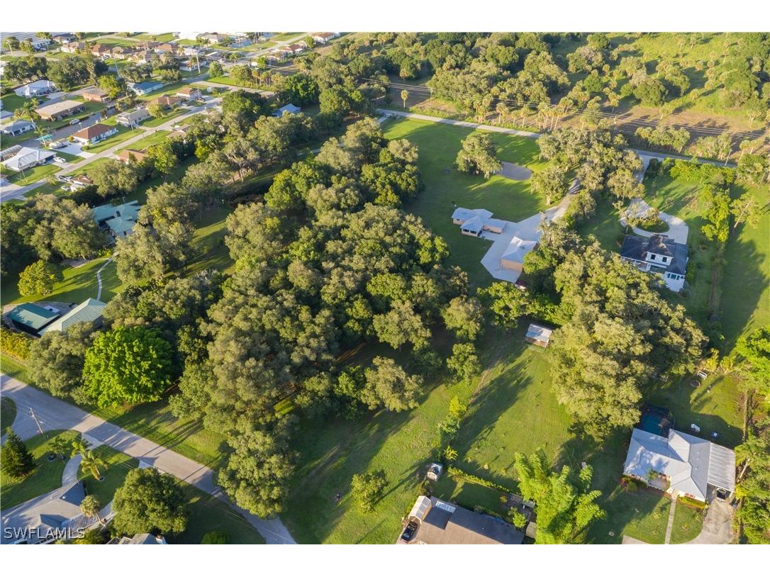 2222 Randolph Drive Fort Myers FL 33905 222044234 image1