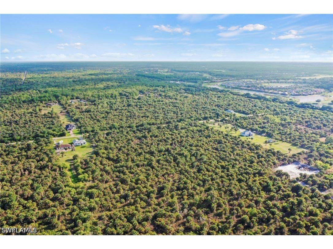 37th Avenue NE Naples FL 34120 226016320 image5