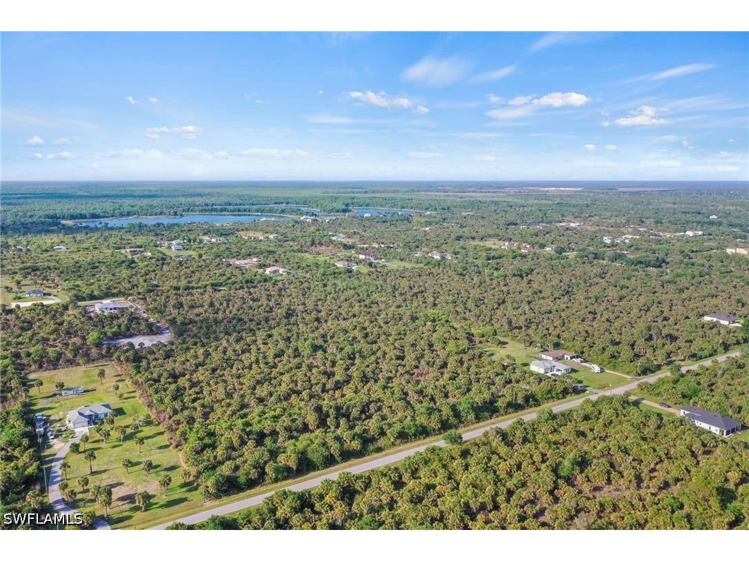 37th Avenue NE Naples FL 34120 226016320 image7