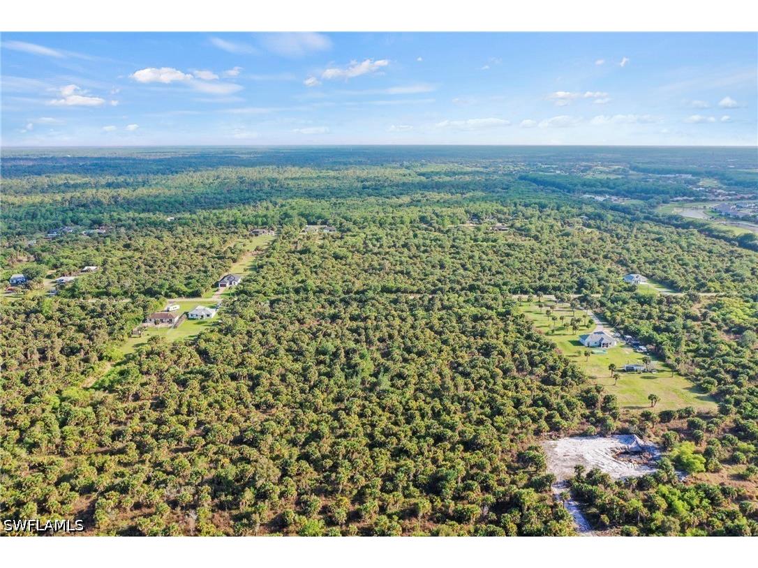 37th Avenue NE Naples FL 34120 226016320 image8