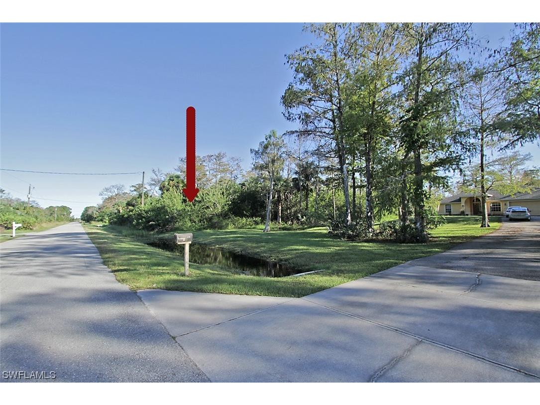 37th Ave NE Naples FL 34120 222010310 image2