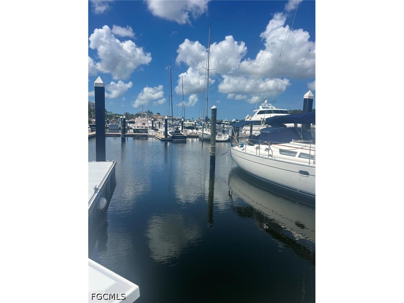 38' Boat Slip I-10 Gulf Harbour Marina Fort Myers FL 33908 2026022976 image1