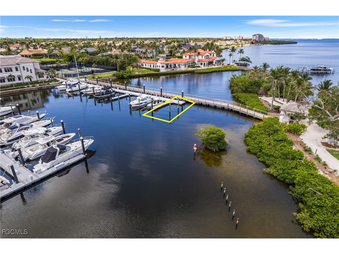 38' Boat Slip A-12 Gulf Harbour Marina Fort Myers FL 33908 225044930 image7
