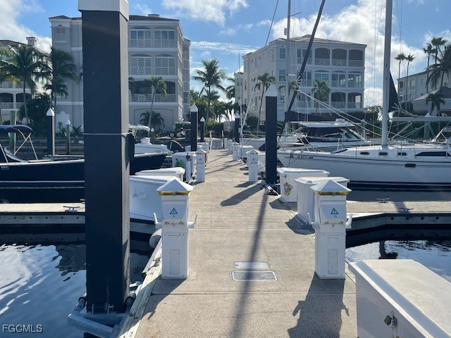 38' Boat Slip At Gulf Harbour H-17 Fort Myers FL 33908 2025013865 image4