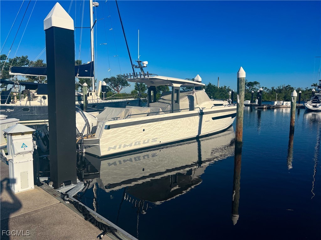 48' Boat Slip G-5 Gulf Harbour Marina Fort Myers FL 33908 2025013178 image3