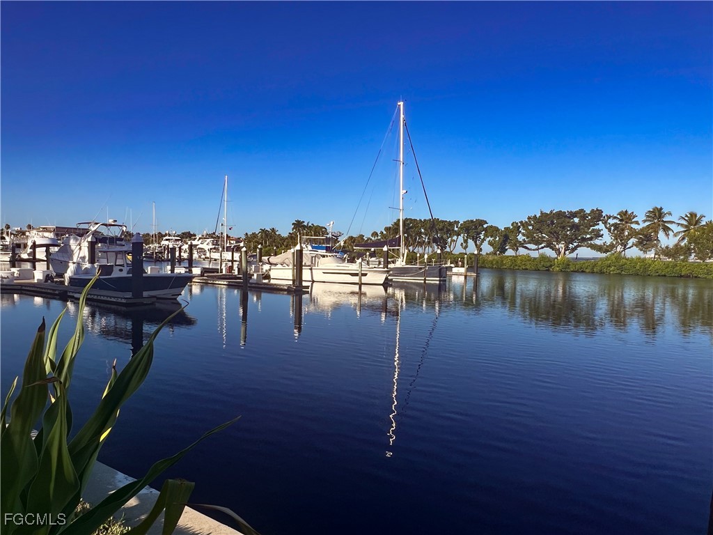 48' Boat Slip G-5 Gulf Harbour Marina Fort Myers FL 33908 2025013178 image5