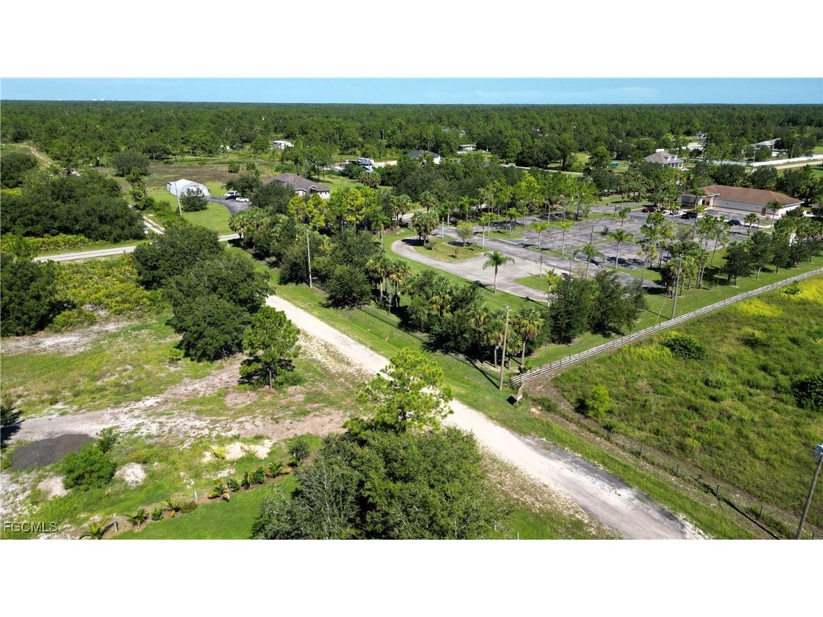 4th Terrace Labelle FL 33935 2026001359 image4