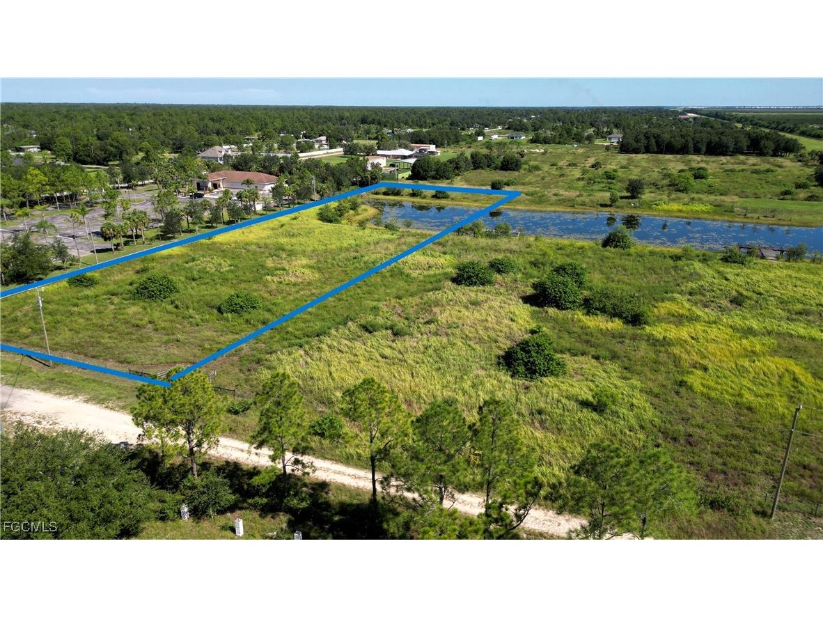 4th Terrace Labelle FL 33935 2026001365 image1