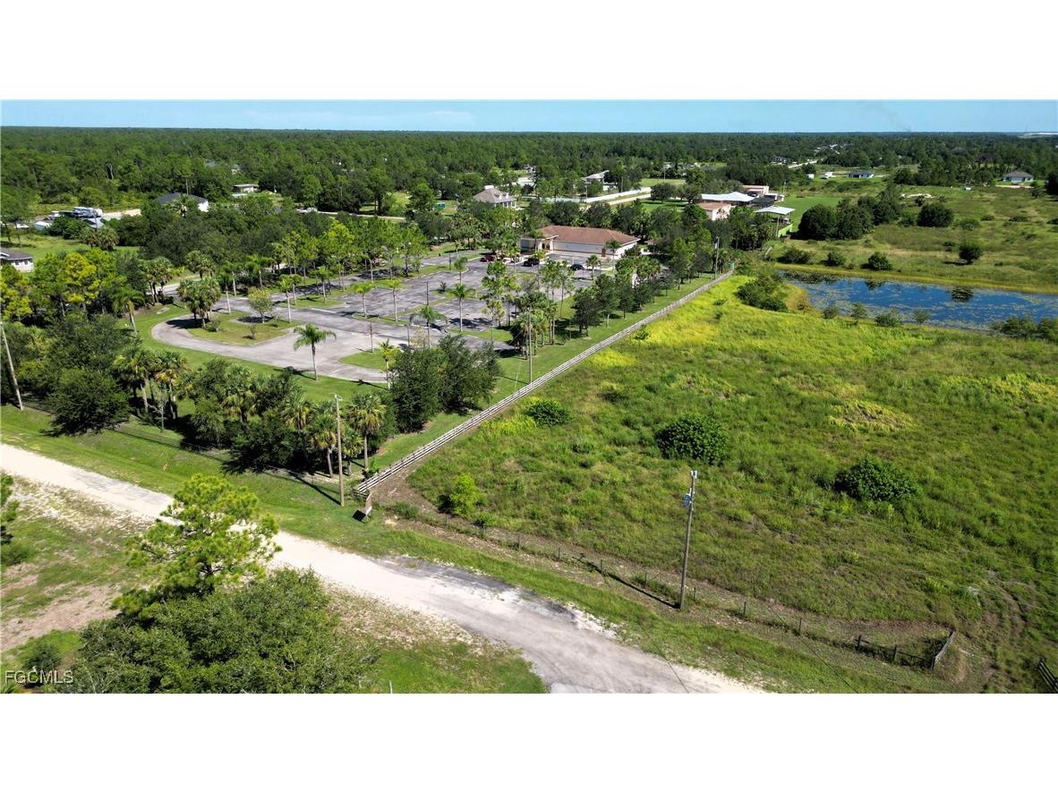 4th Terrace Labelle FL 33935 224067898 image5