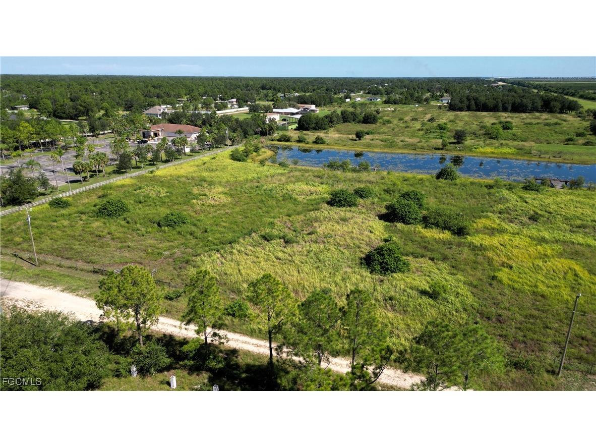 4th Terrace Labelle FL 33935 224067904 image7