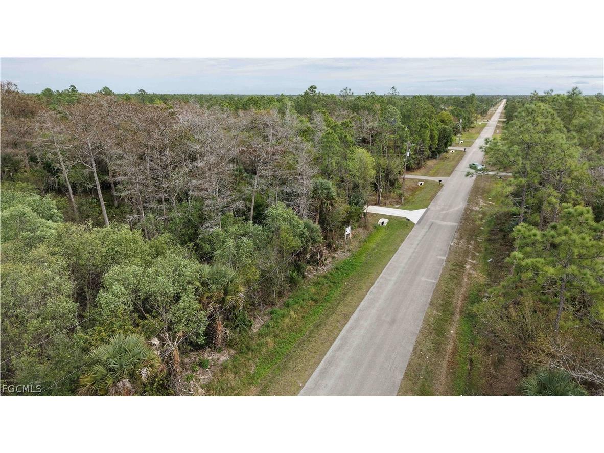 52nd Avenue NE Naples FL 34120 2026008689 image6